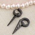 thumbnail image 2 of Pendientes de acero inoxidable para mujer, pendientes colgantes triangulares Negro Hugo Pendientes punk triangulares, 2 of 7
