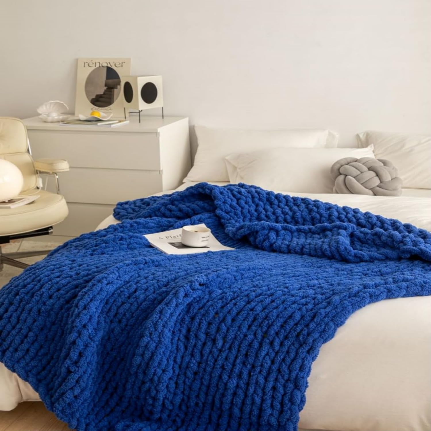 Chunky Knit Blanket Throw 48"x71", Chenille Throw Blankets, Handmade Warm & Cozy Blanket Couch Bed Home Decor, Soft Breathable Fleece Banket, Christmas for Couch Bed Sofa Best Gift (Navy Blue)