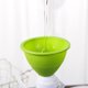 thumbnail image 2 of Juego de embudos de cocina Embudo para enlatar Embudo de silicona Embudo para alimentos Embudo de boca ancha para frascos Embudo plegable para mermeladas y especias Embudo para polvos, 2 of 5
