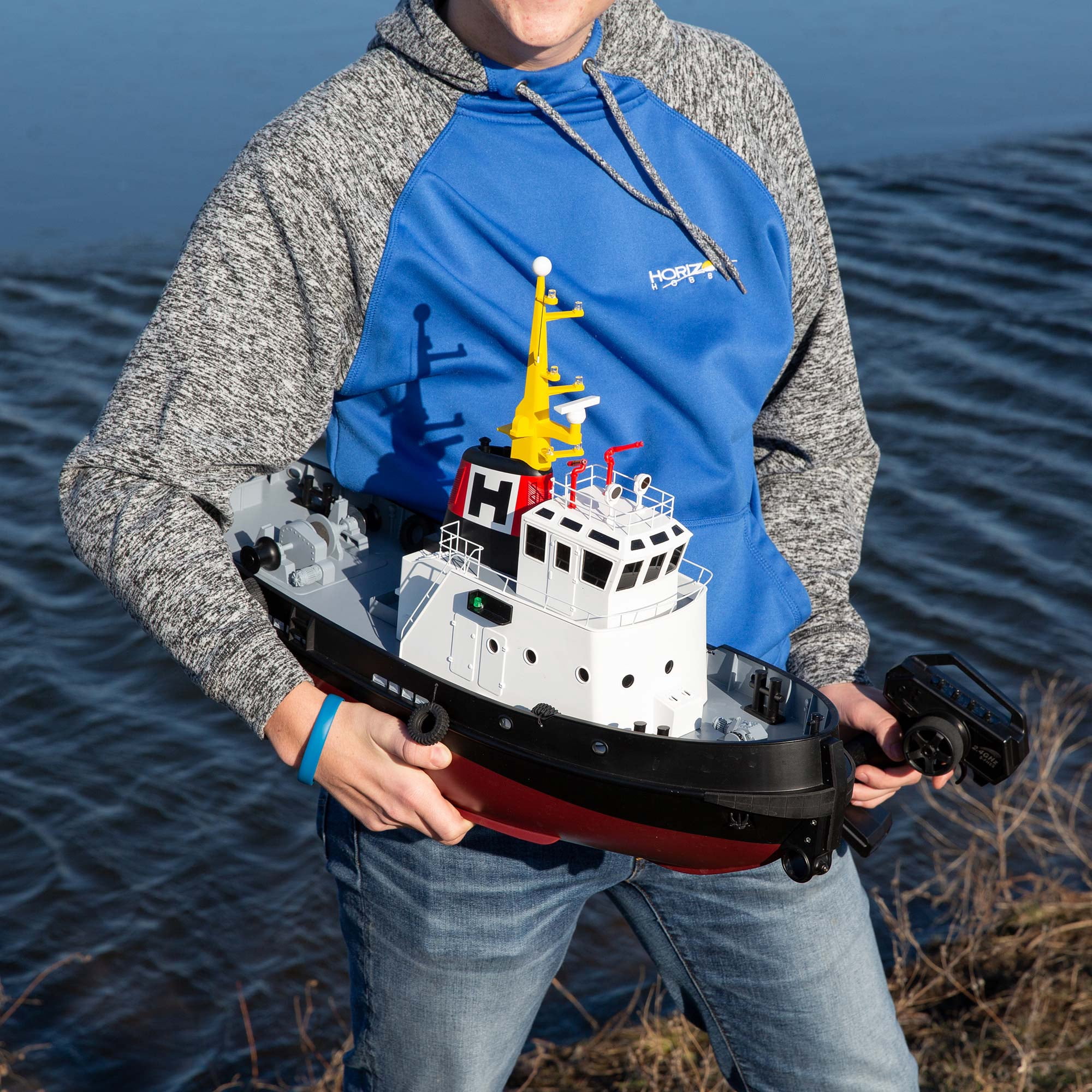 Pro Boat Horizon Harbor 30-Inch RC Tug Boat RTR Battery and Charger Not Included PRB08036 Boats RTR Electric