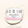 thumbnail image 3 of Set Iluminador Yves Rocher en Tonalidad Brillante con Contorno de Ojos y Crema Facial Día y Noche, 3 of 6