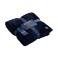 thumbnail image 1 of Couverture en peluche douce et soyeuse Chaps, bleu marine, double/Queen, 1 of 3
