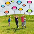 thumbnail image 2 of Juguetes de paracaídas de 5 piezas, juguetes de paracaídas para niños, juego de juguetes de paracaídas lanzados a mano, juegos de vuelo al aire libre para niños, regalos para niños, 2 of 5