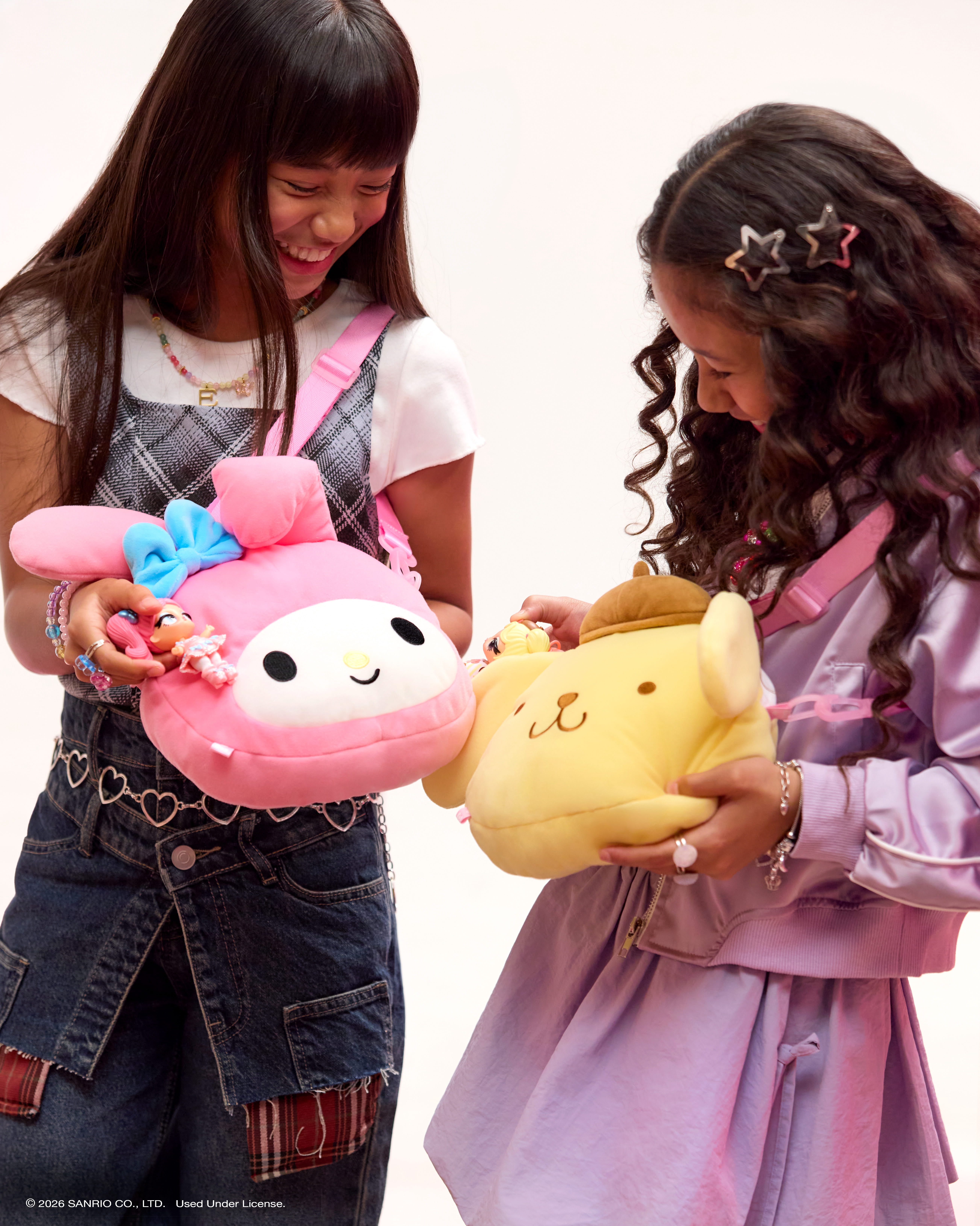 LOL Surprise Loves Hello Kitty and Friends BIG Reversible Plush – Large Plush with Matching Tot, Reversible, On-the-Go Play, and 7 Total Surprises – Collect All 3!