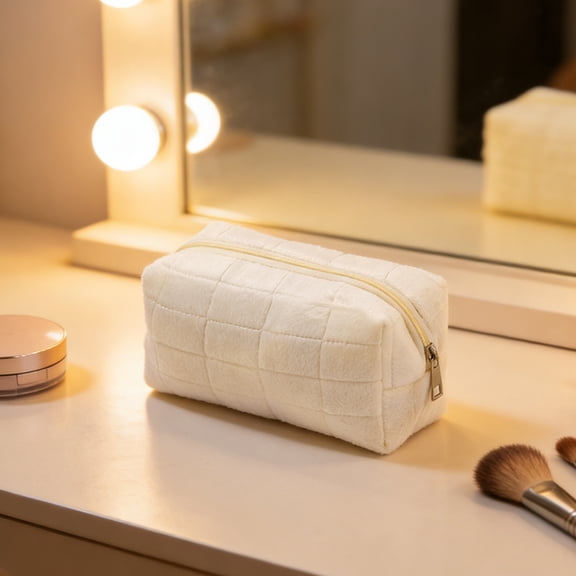 Small Plush Makeup Bag, Cosmetic Bag, Cute Aesthetic Makeup Bag, Makeup Pouch, Travel Toiletry Bag Organizer, Soft Toiletry Bag Storage Bag for Women