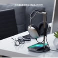thumbnail image 4 of Soporte para Auriculares SATECHI Gris con Carga Inalámbrica y USB Tipo-C Compatible con iPhone y Dis, 4 of 8