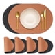 thumbnail image 1 of Conjuntos de 4 manteles individuales de cuero Uxcell, antideslizantes y lavables para cocina y comedor (Marrón/Negro), 1 of 7