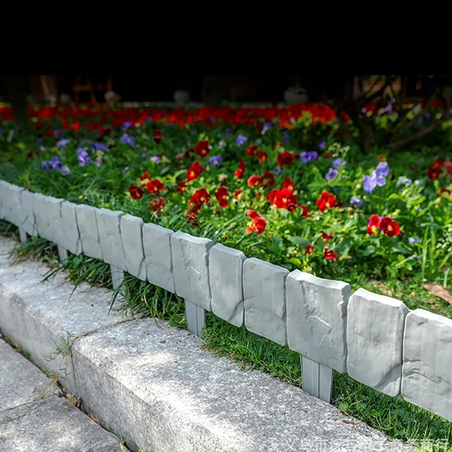 20Pcs Garden Edging with Ground Anchors, Dark Grey Cobbled Stone Effect Lawn Border for Flower Beds – Decorative Protective Barrier for Gardens, Landscaping, Farms (20Pcs, Dark Grey)