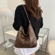 thumbnail image 5 of Bolso Hombro Informal Con Asa Superior Nailon para Mujer Bolso Compras Acolchado (marrón Oscuro), 5 of 9