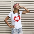 thumbnail image 2 of WEAIXIMIUNG T-shirt Imprimé pour Femmes, Manches Courtes, Col Rond, Confortable, pour la Saint-Valentin, 2 of 7
