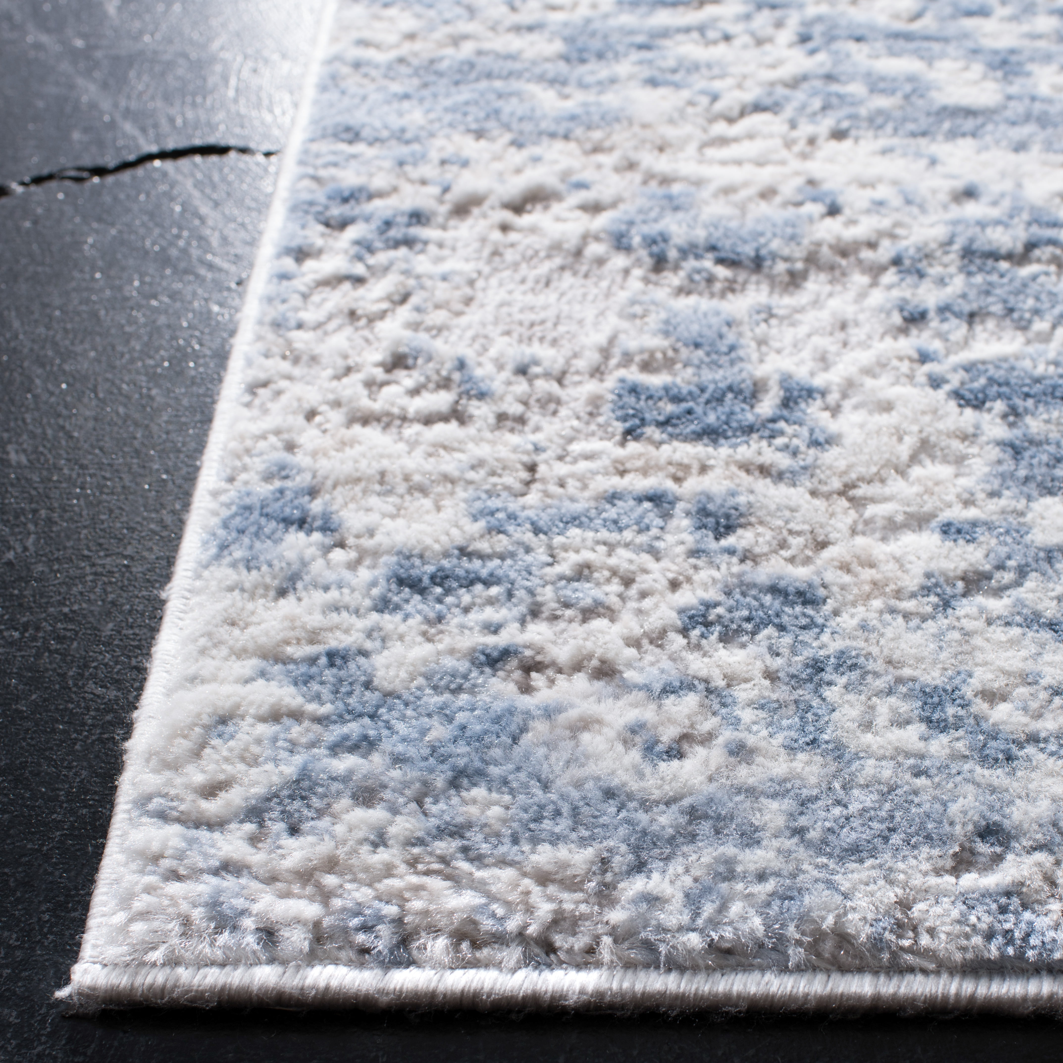 SAFAVIEH Amelia Alastar Abstract Distressed Runner Rug, Gray/Blue, 2'2" x 12'