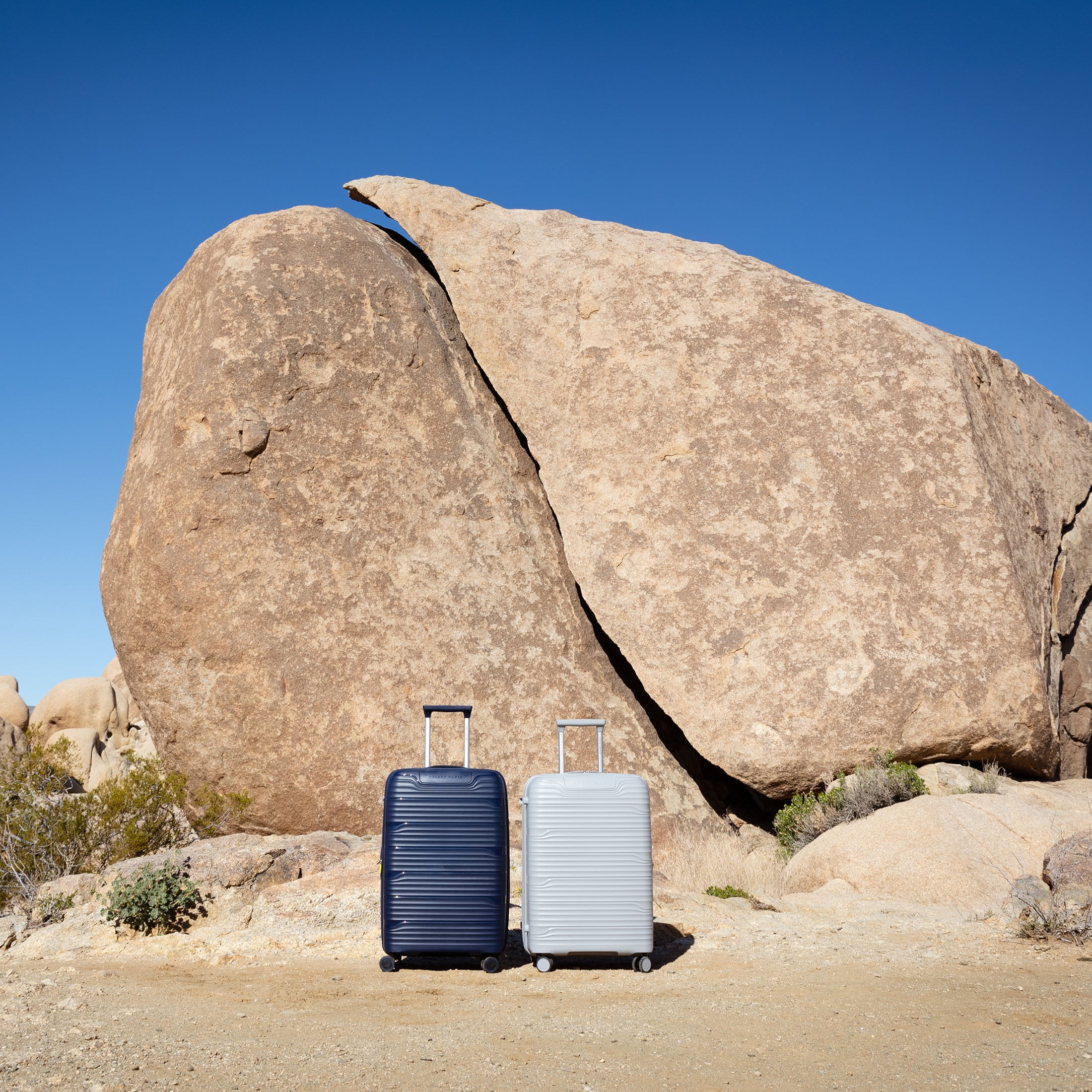 DELSEY PARIS Dune 25" Medium Checked Hardside Expandable Spinner Luggage, Lunar Rock