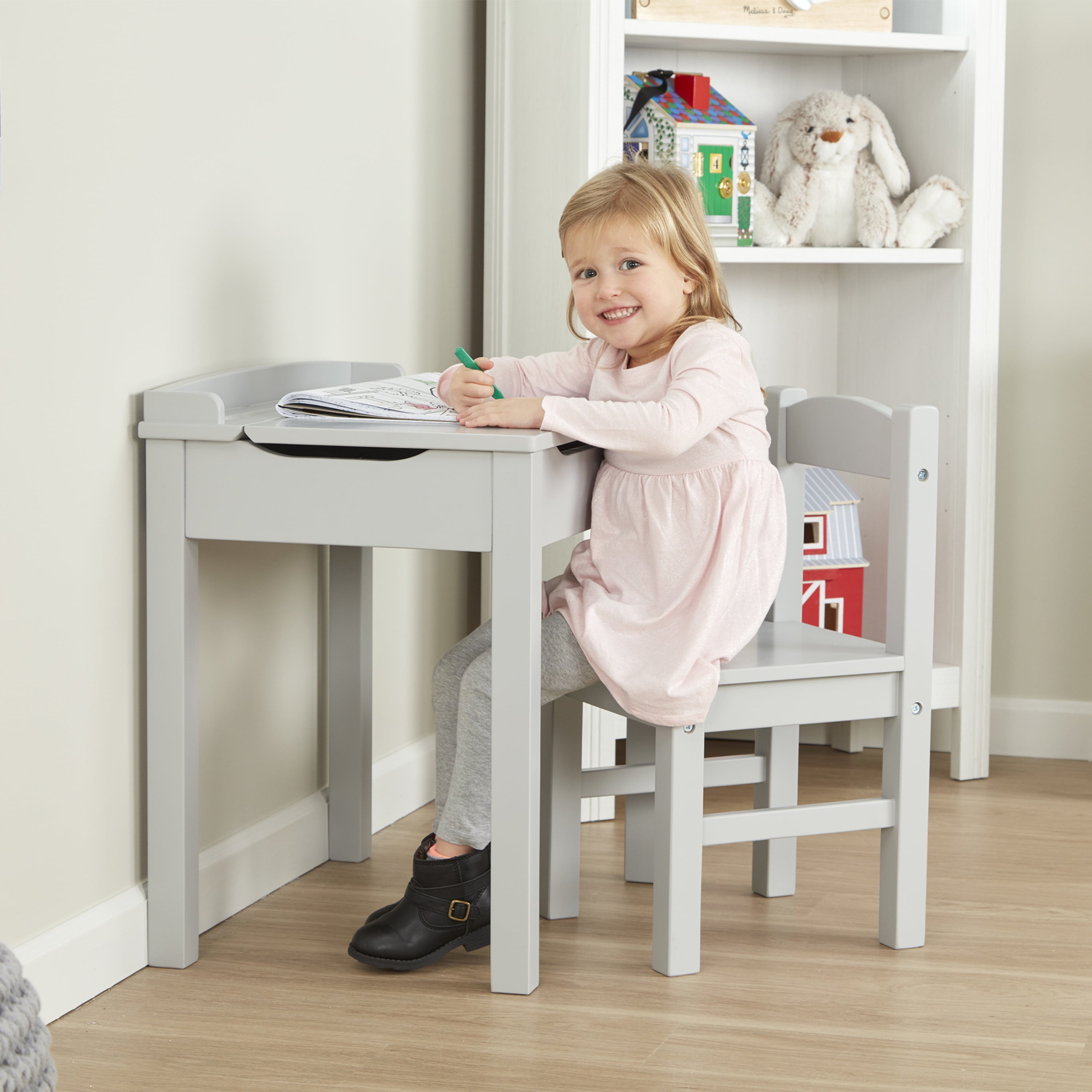 Melissa and Doug Wooden Table and Chair set Review - Mommys Trying