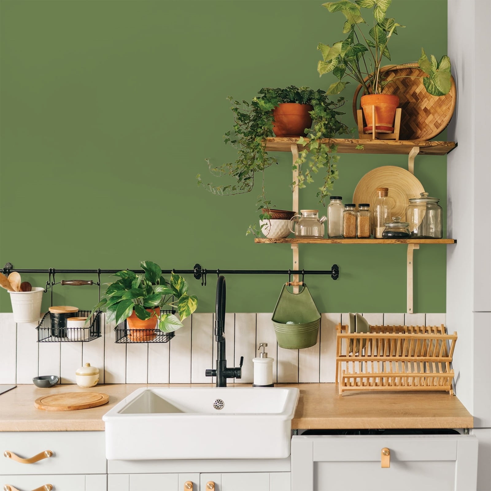 Glidden Glidden Kitchen Bath and Laundry Mint Leaves / Green, Eggshell Interior Paint with Primer, 1 Gallon