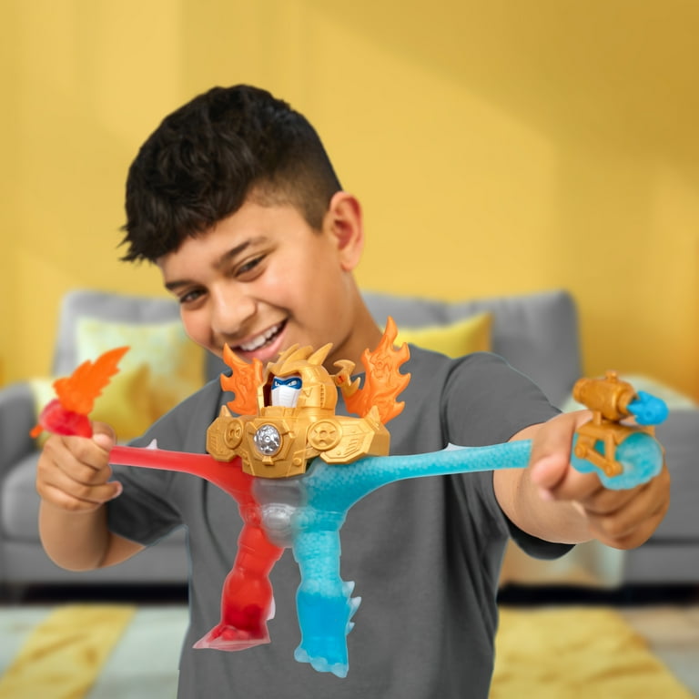 Heroes of Goo Jit Zu's Goo-Tron Supreme Combines The Power Of