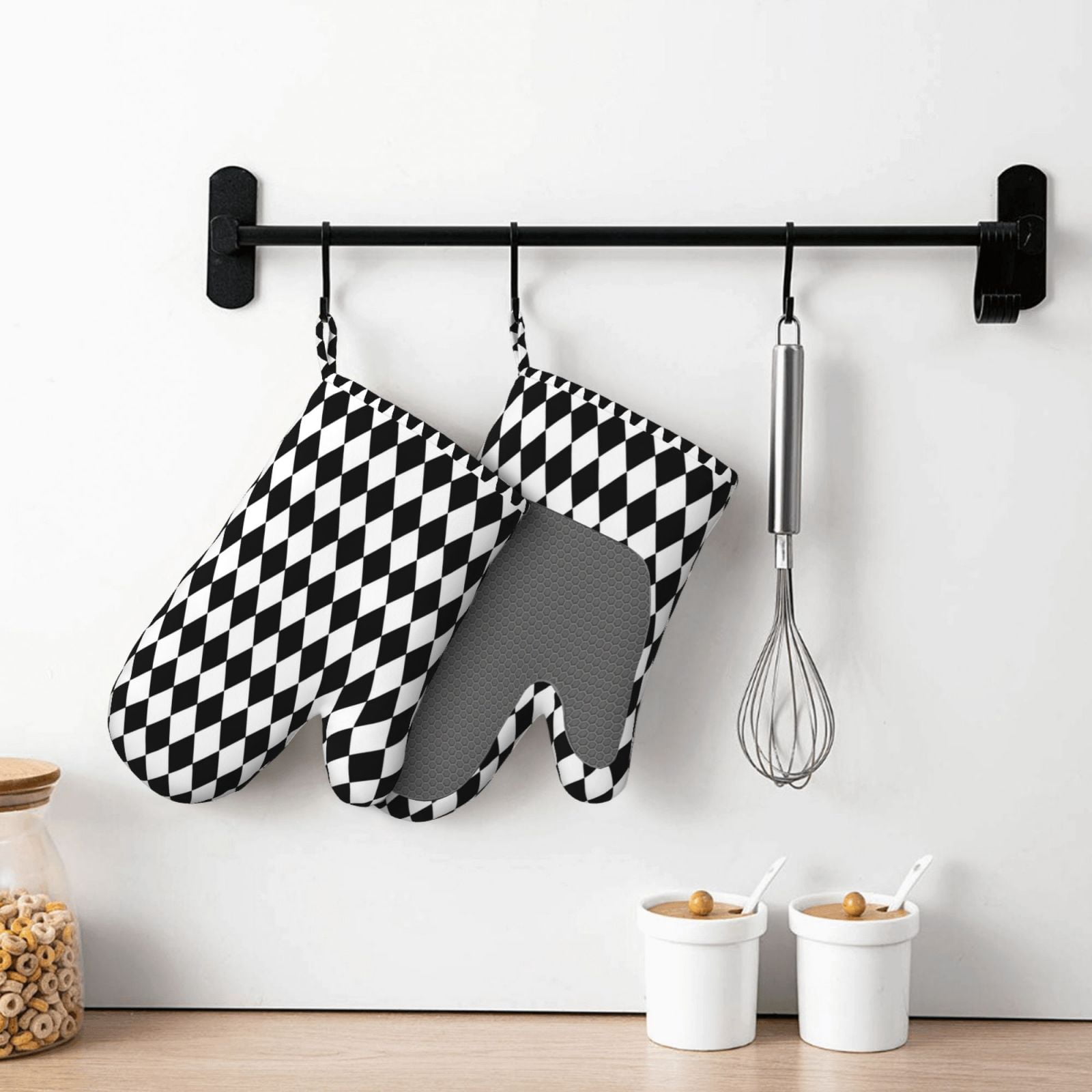 Hirioo Black And White Diamonds for Silicone Oven Mitts for BBQ, Baking, Cooking, Set of 2, Heat Resistant 260℃, Non-Slip Kitchen Essentials