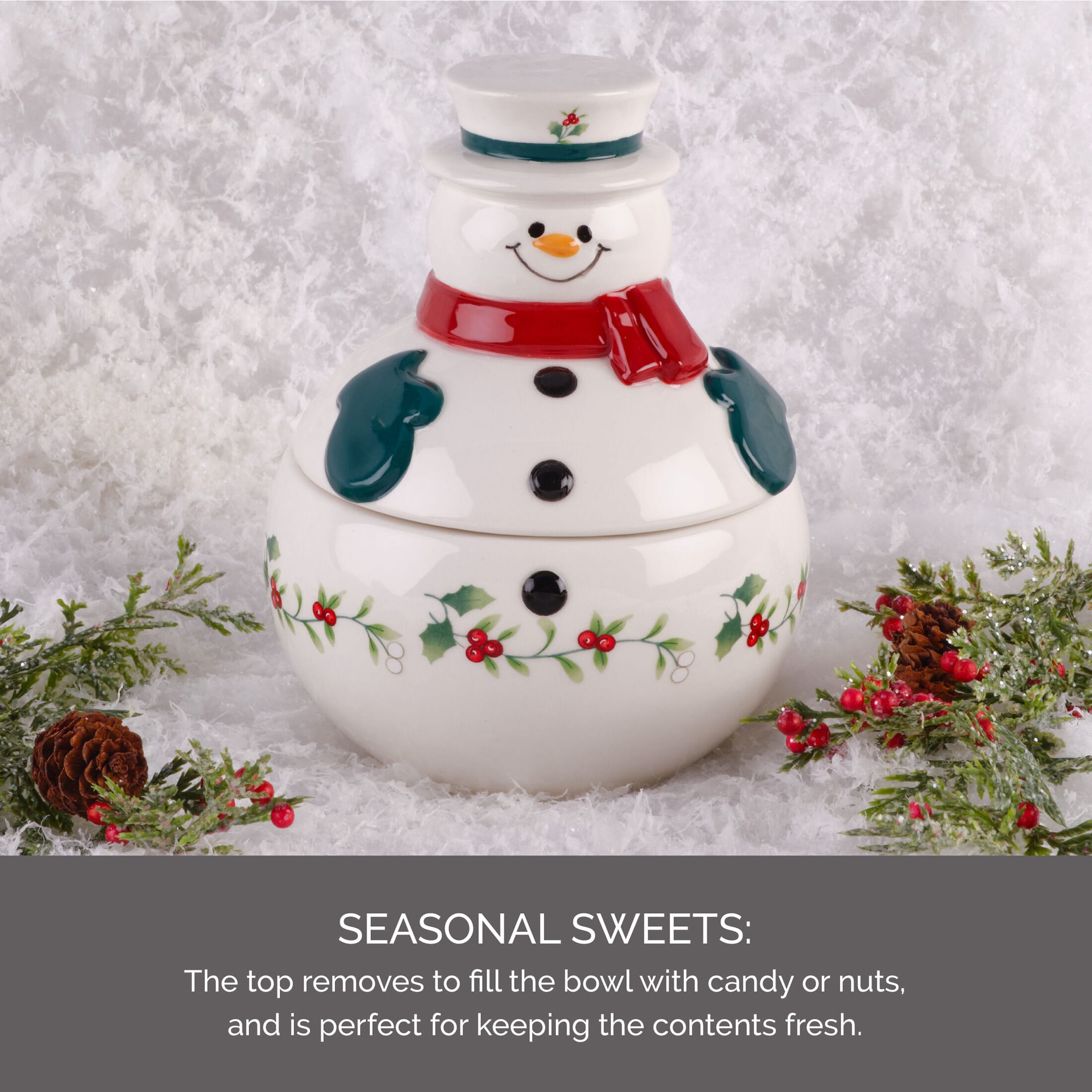 Pfaltzgraff Winterberry Dolomite 5 in Snowman Covered Serving Bowl