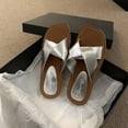 thumbnail image 4 of Sandalias planas con correa cruzada sandalias de playa con punta abierta zapatillas de casa informales para mujer, 4 of 7
