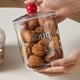 thumbnail image 4 of Recipientes herméticos para almacenar alimentos | Frascos de plástico para organizar la despensa de alimentos secos, refrigerios y granos de café | Tapa transparente sellada, 4 of 5