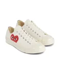 thumbnail image 2 of CONVERSE X comme des Garçons PLAY Semelle Rouge Chuck 70 Low Milk Chaussures de Course Unisexes, 2 of 4