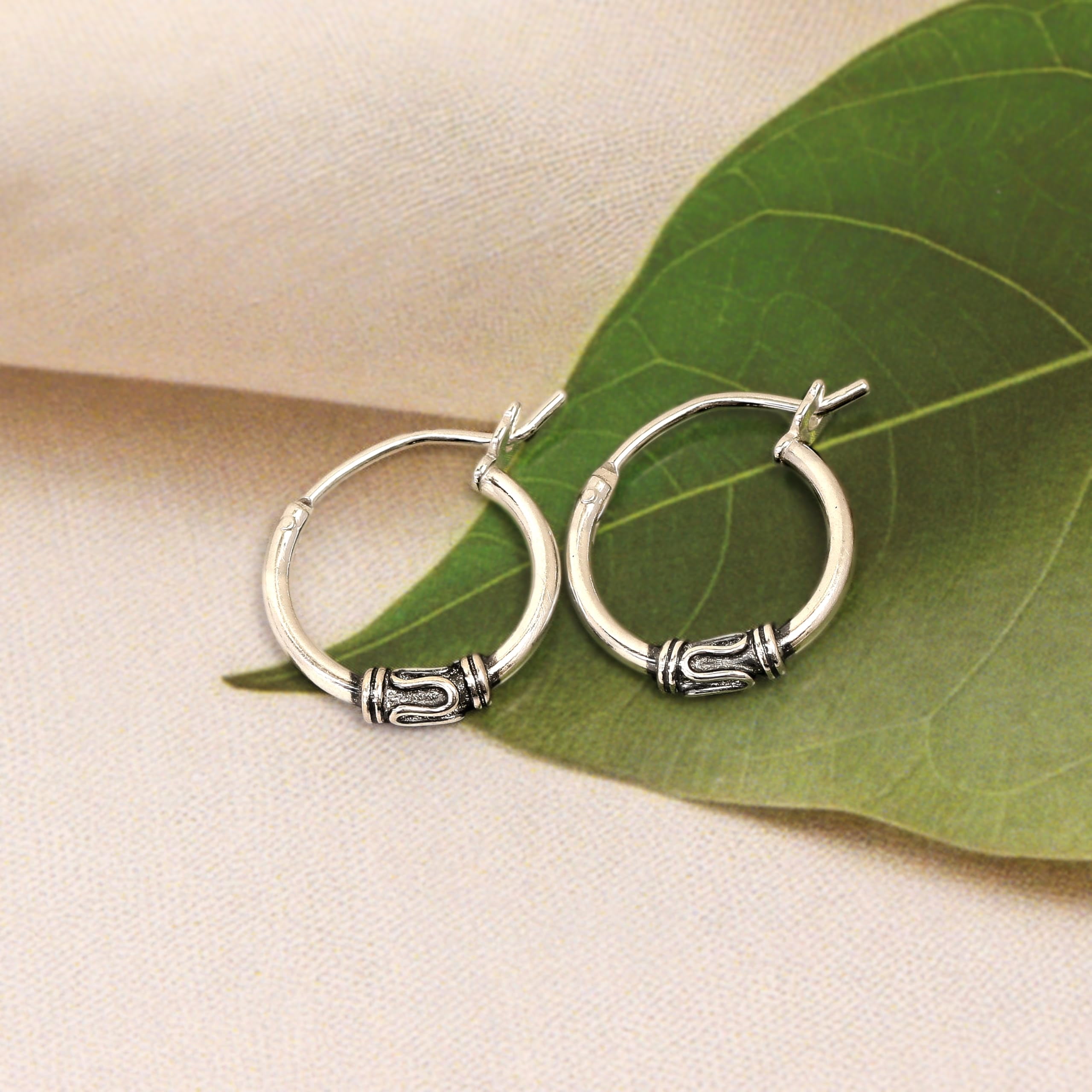 LeCalla 925 Sterling Silver Light-Weight Click Top Small Balinese Hoop Earrings Jewelry for Teen and Women 14MM