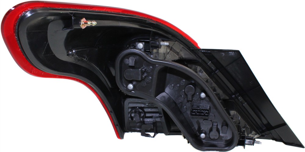 Tail Light Compatible With 2012-2019 Nissan Versa Right Passenger With bulb(s)