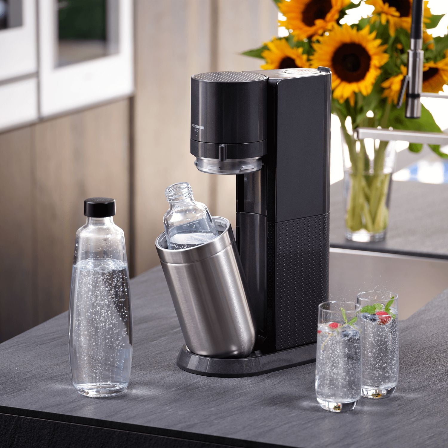 SodaStream Duo Sparkling Water Maker, Black - Walmart.ca