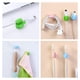 thumbnail image 3 of Ganchos de pared para colgar, 8 clips autoadhesivos para organizador de cables para pulgar, sin perforaciones, soporte para llaves, ganchos de silicona multifuncionales sin clavos, 3 of 5