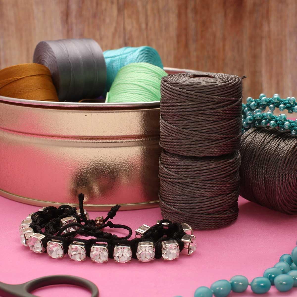 The Beadsmith S-Lon Heavy Nylon Cord - Grey Color – TEX400, .9mm Diameter, 4-Pack, 35 Yard Spools – For Stringing Beading Crochet, Micro-Macrame Jewelry & Kumihimo Projects