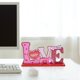 thumbnail image 5 of Adorno de madera artesanal para San Valentín | Decoración romántica de mesa | Decoración rústica de madera hecha a mano | Símbolo de amor duradero para el hogar, estantes y mesitas de noche | Regalo, 5 of 5