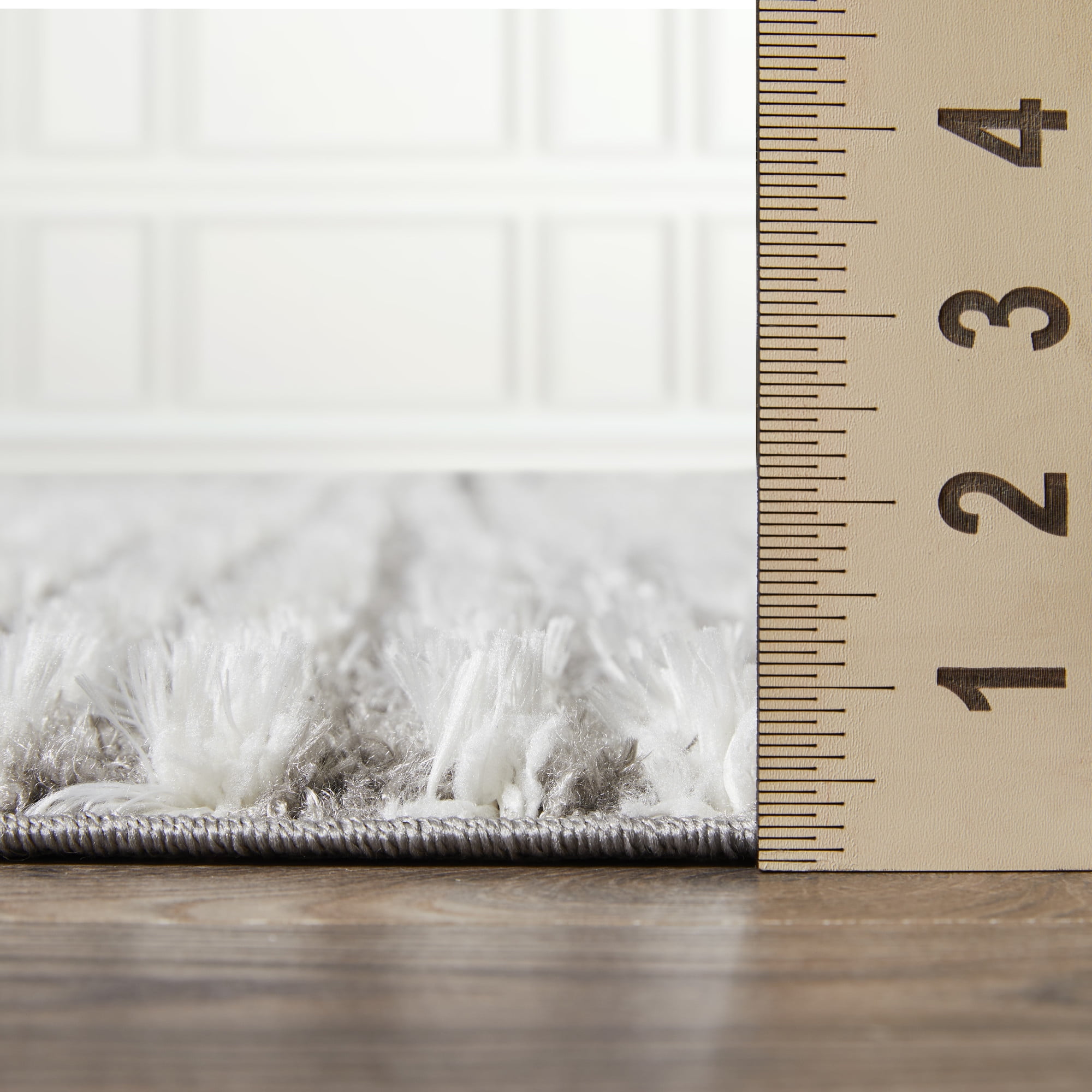 Loomaknoti Vemoa Altomarze 5' x 7' Gray Stripe Indoor Area Rug