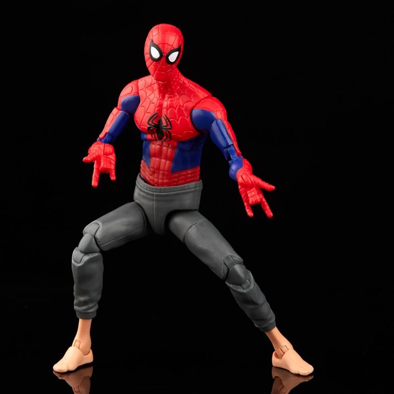 Spider man peter hot sale parker action figure