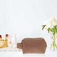 thumbnail image 3 of NUOLUX Bolsa Organizadora De Maquillaje Portátil En PU Color Café Con Gran Capacidad Y Asa Para Viaje, 3 of 5