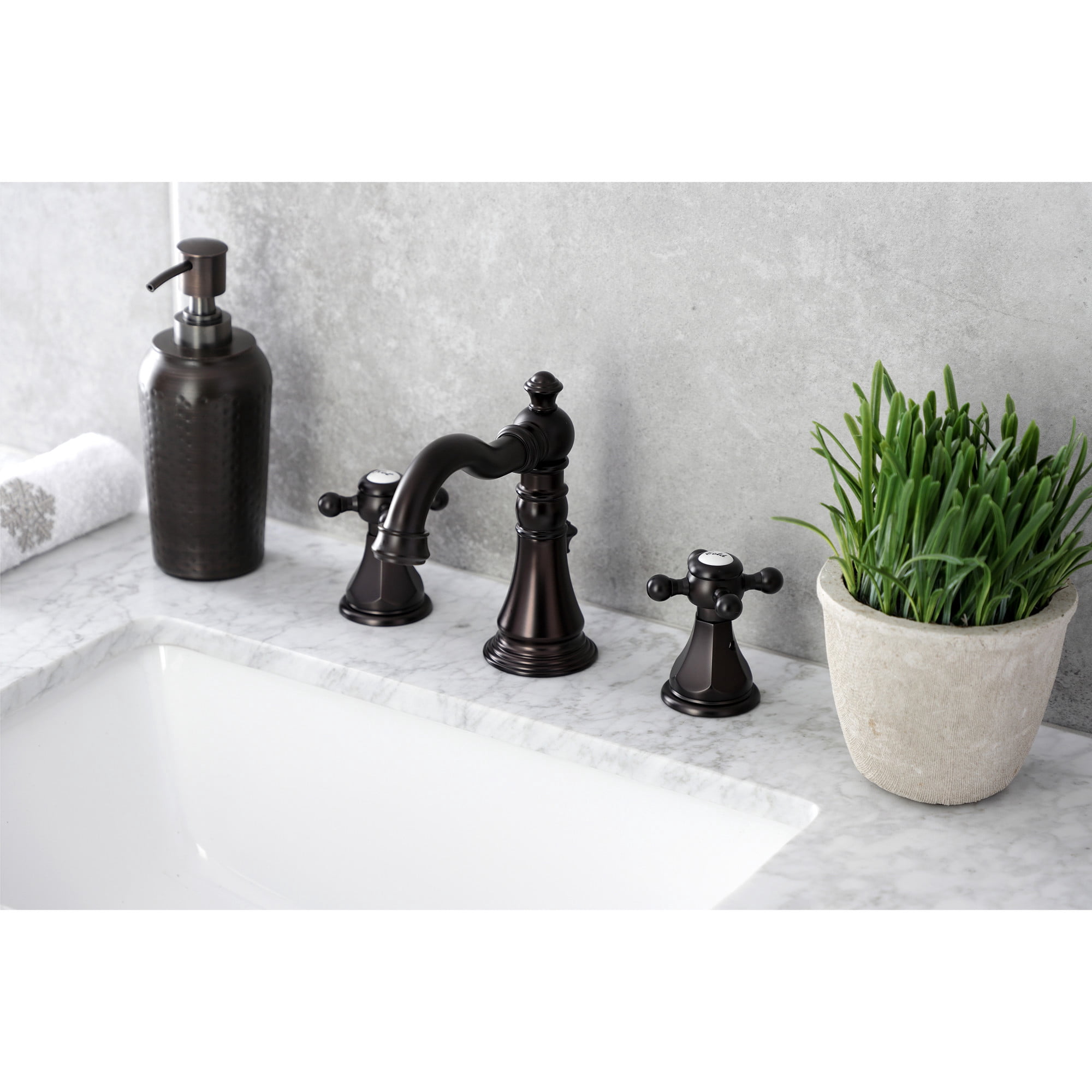 Kingston Brass FSC1975BX Metropolitan Widespread Bathroom Faucet with Pop-Up Drain, Oil Rubbed Bronze