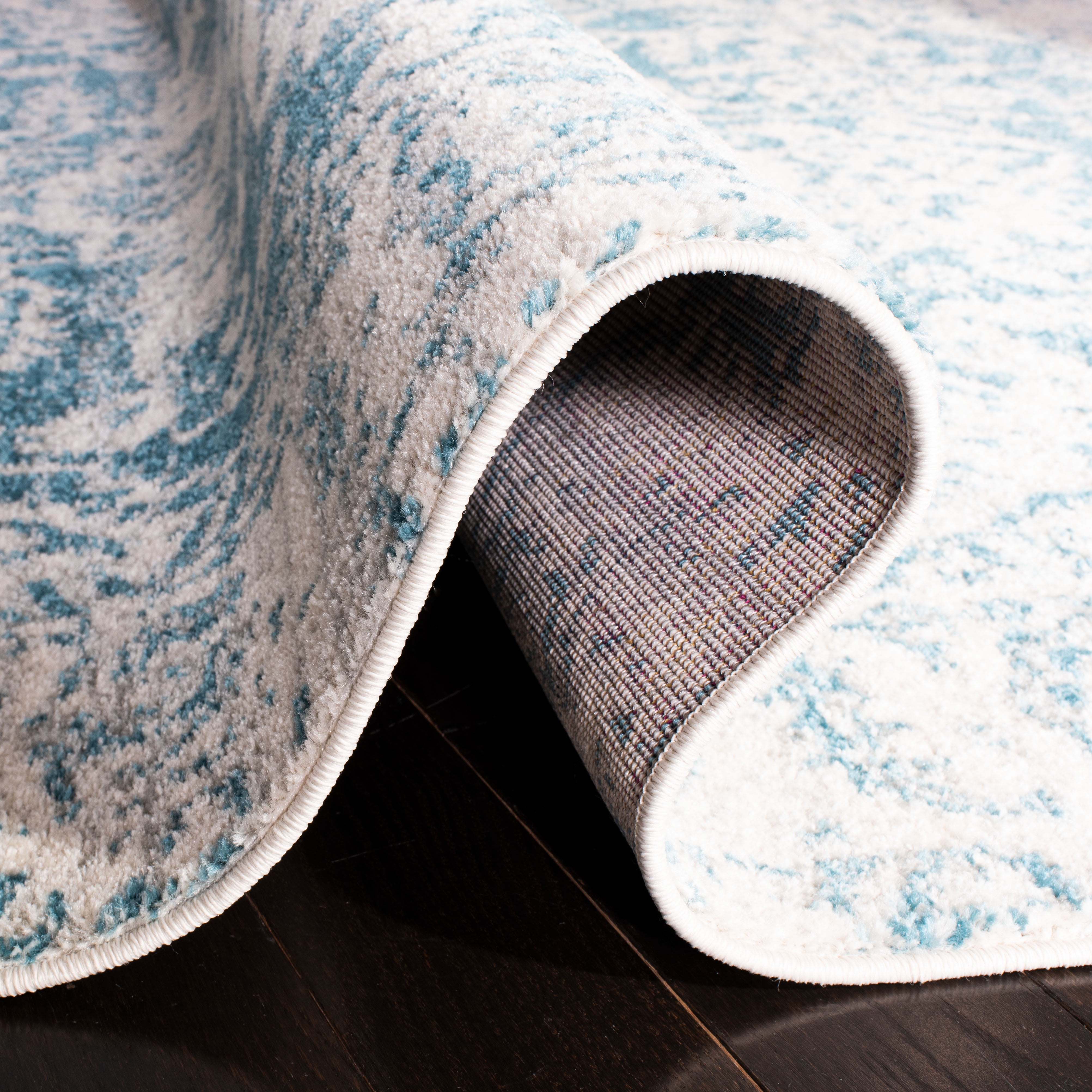 SAFAVIEH Madison Katina Oriental Area Rug, Teal/Ivory, 6'7" x 9'2" - Traditional Design, Teal & Ivory, Non-Shedding & Easy Cleaning, Ideal for Living Room, Bedroom, Dining Space