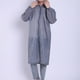 thumbnail image 3 of EeaseMX Poncho de lluvia de moda para exteriores reutilizable de EVA gris con capucha y mangas Ropa impermeable para adultos Hombres Mujeres, 3 of 7