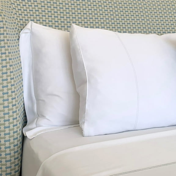 Ultra-Luxe Soft Bamboo Sheet Set in White. Fitted Sheet, Flat Sheet and 2 Pillowcases (Queen or King)