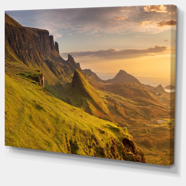 Designart - Lever du Soleil à Quiraing Scotland - Paysage Toile Art Print