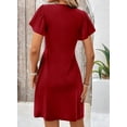thumbnail image 2 of Vestido Acelit Twist en la parte delantera con cuello en V y manga corta rojo para mujer, 2 of 3
