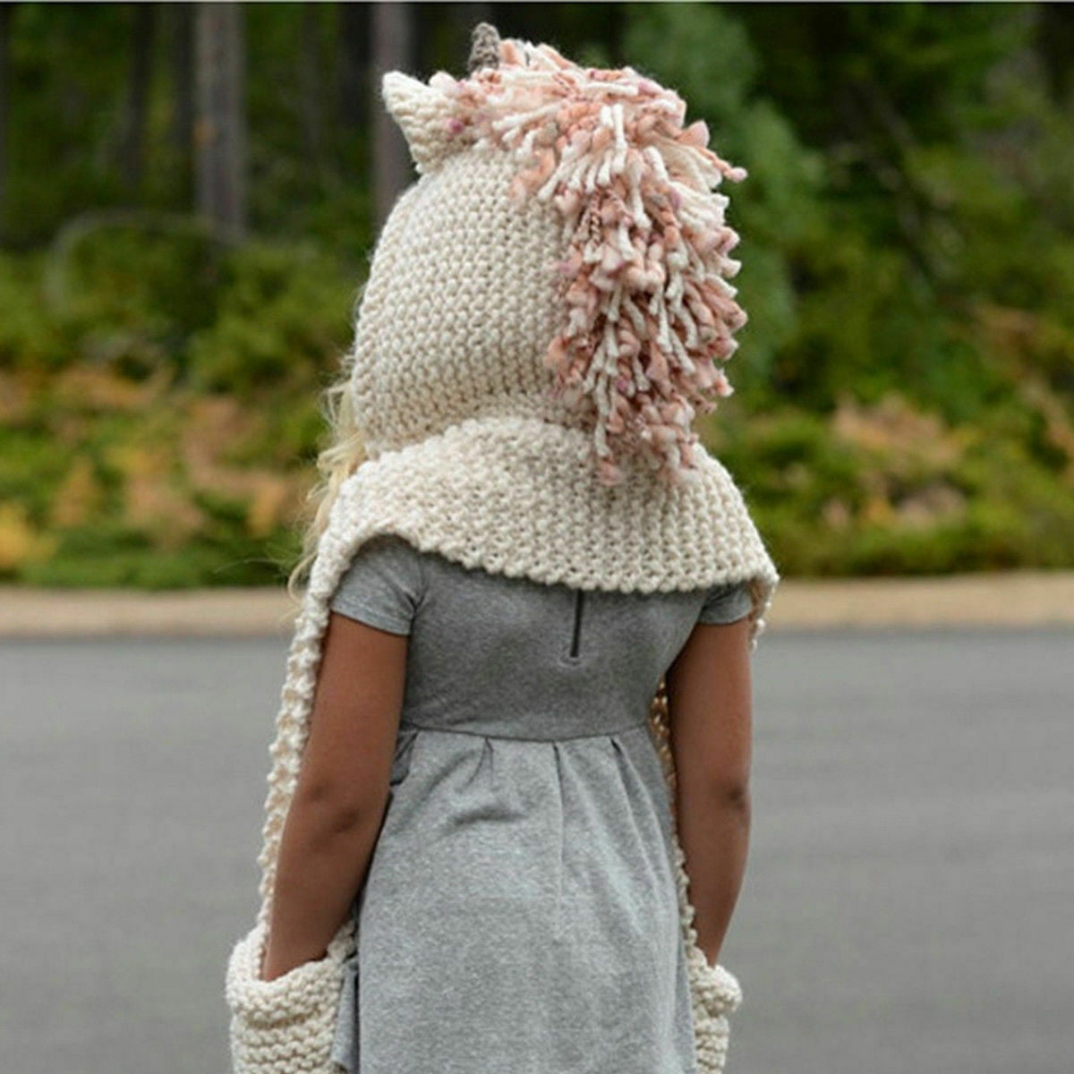 free unicorn hooded scarf pattern