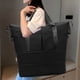 thumbnail image 1 of Gran bolso de viaje, bolso de gimnasio expandible, bolsas de mano para mujeres con manga para carrito, bolsillo mojado, bolsas de viaje, viaje, negro, 1 of 8