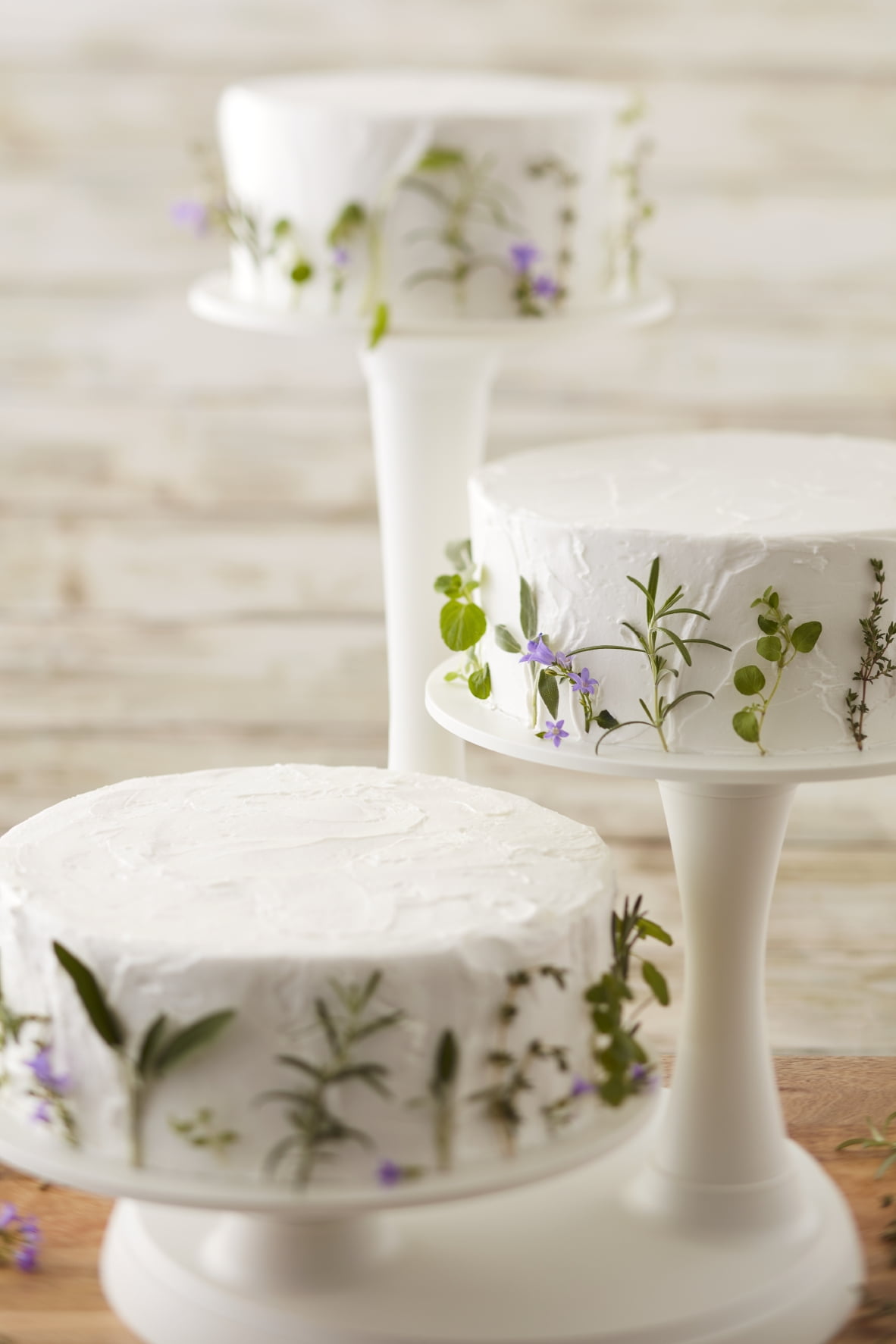 Wilton 307350 3Tier PillarStyle Cake and Cupcake Stand 70896373502