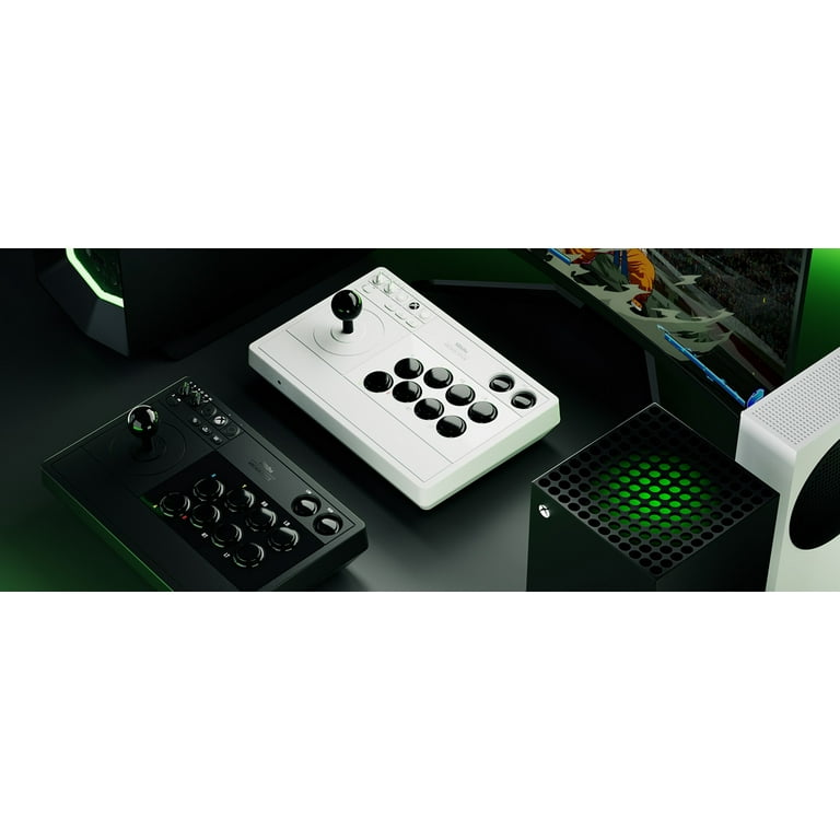 8Bitdo Arcade Stick for Xbox Series X|S, Xbox One and Windows 10, Arcade  Fight Stick with 3.5mm Audio Jack - Officially Licensed (White)