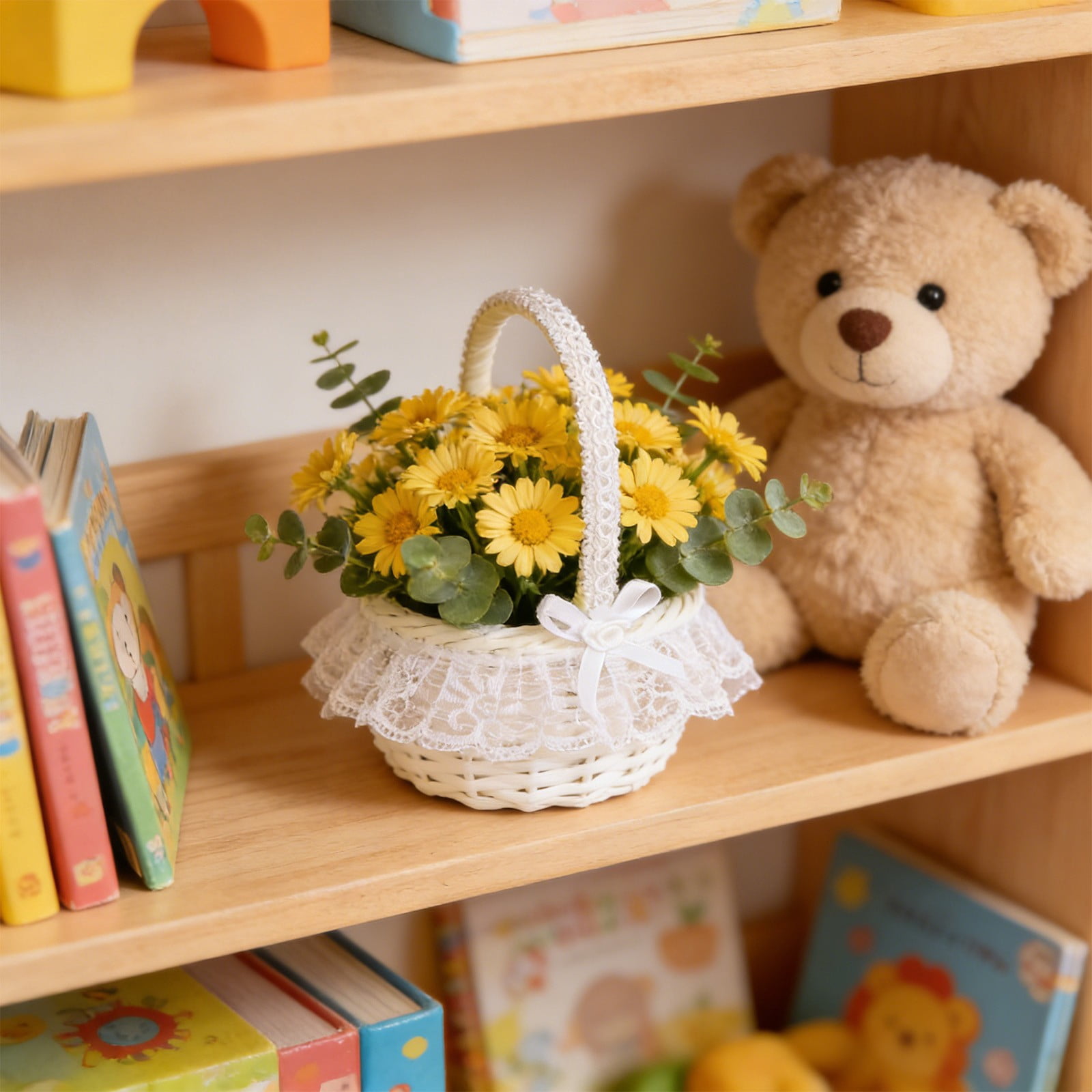 RuiJiao White Plastic Handheld Storage Basket with Floral Design, Lightweight Easter Decoration and Home Organization