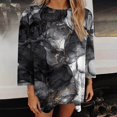 thumbnail image 4 of Camiseta holgada estampada a la moda para mujer, blusa de manga 3/4 de longitud media, Tops informales con cuello redondo Pompotops FGAJ3721, 4 of 6