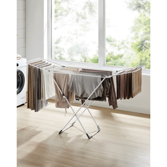 SONGMICS Tendedero de Ropa, Tendedero de Metal, Plegable, Ahorra Espacio, con Alas, Uso en Interiores y Exteriores, Para Ropa de Cama, Blanco