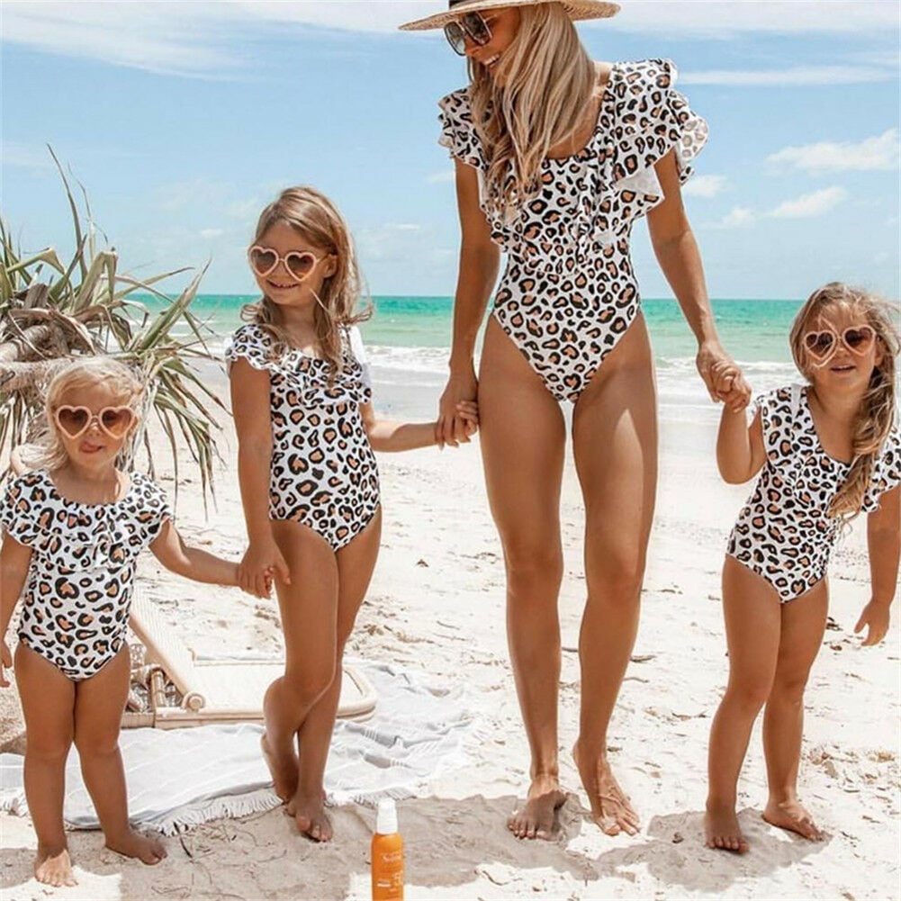 matching swimwear mom and daughter