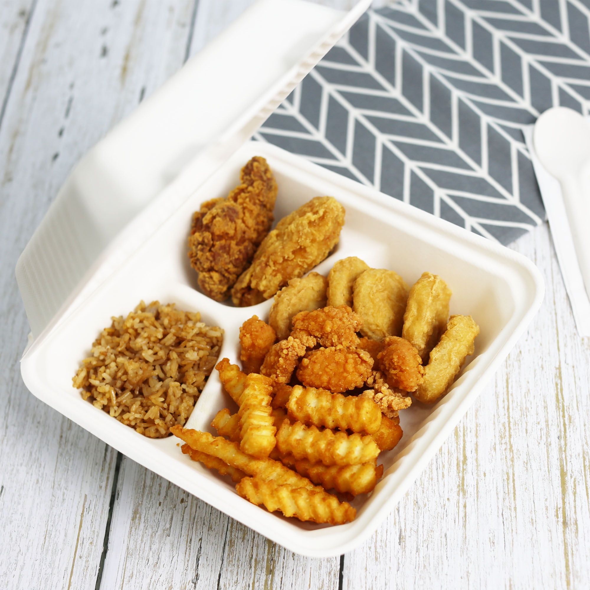 Great Value Eco-Friendly 3 Compartment Compostable Hinged Container, White, 12 Count
