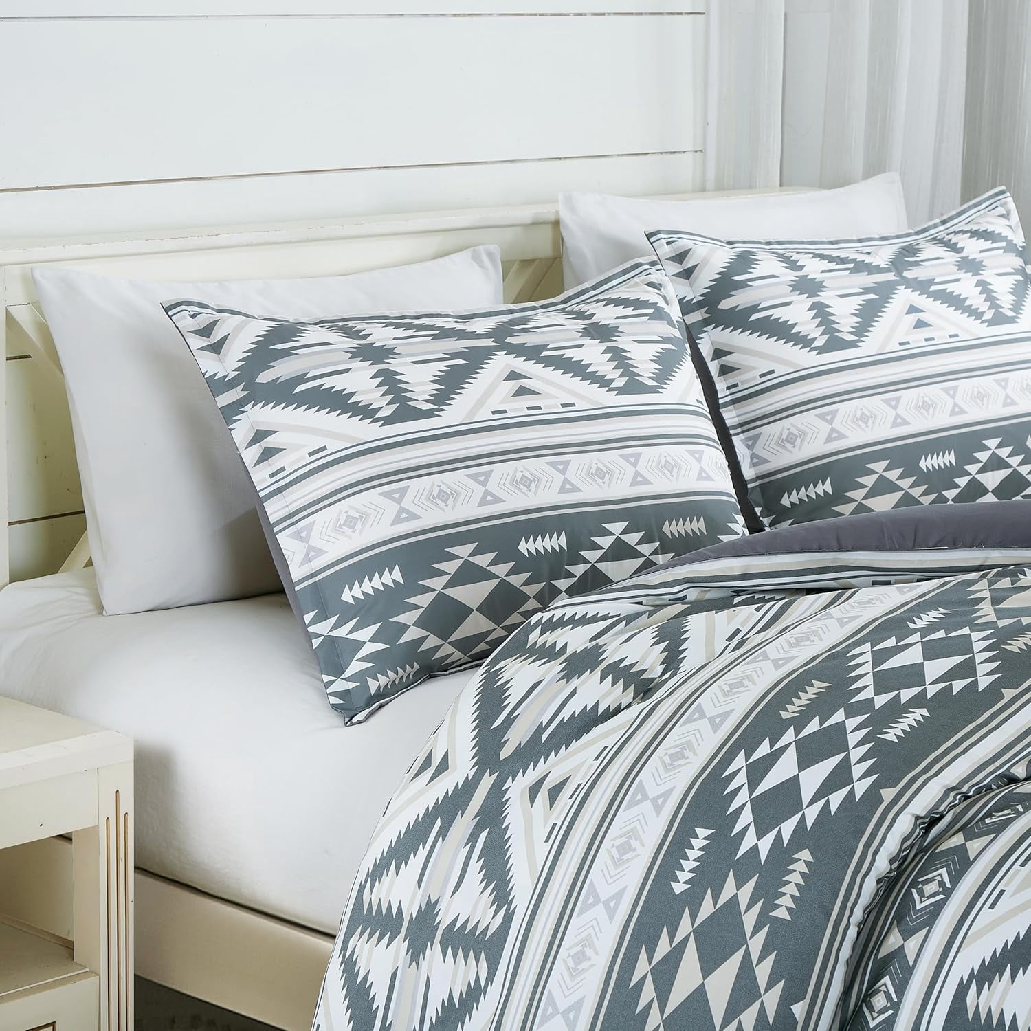 Chezmoi Collection Zella 3-Piece Southwestern Geometric Motif Comforter Set, Multicolor Gray White Light Brown Printed Washed Microfiber Bedding, Full