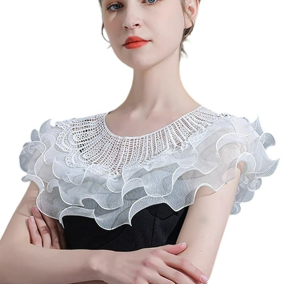 Delicate Lace Capelet With Vintage Design Lightweight Breathable Fabric Suitable For Dresses Coat Sweaters